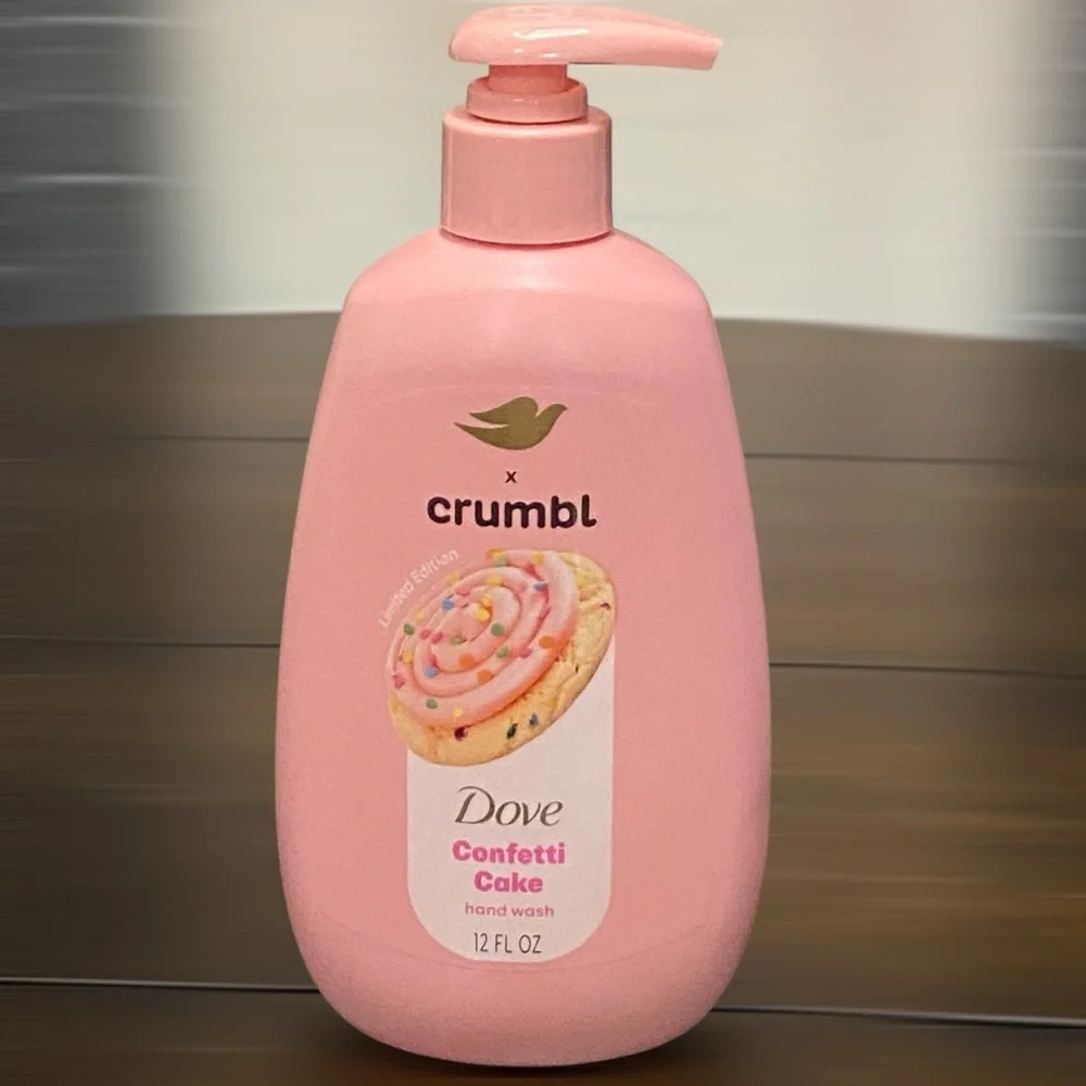 Dove x Crumbl — Confetti Cake Hand Wash Limited Edition‎